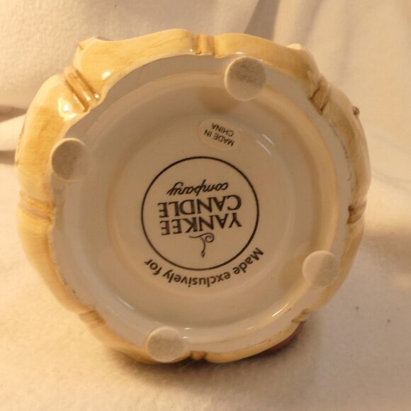 Yankee Candle CottageCore Wax Tart Warmer Pin Cushion Sewing Quilting Country - Picture 6 of 8